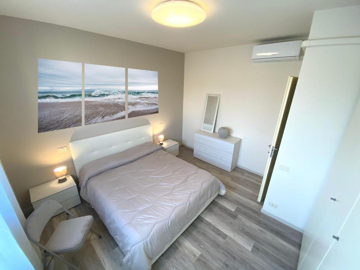 雷卡纳蒂港Clare House Per Una Vacanza "Chic"别墅 外观 照片